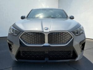 BMW iX2 30e xDrive foto 2