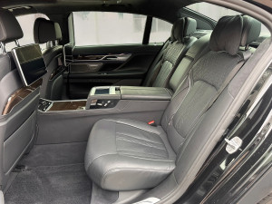 BMW 745Le xDrive Sedan foto 5
