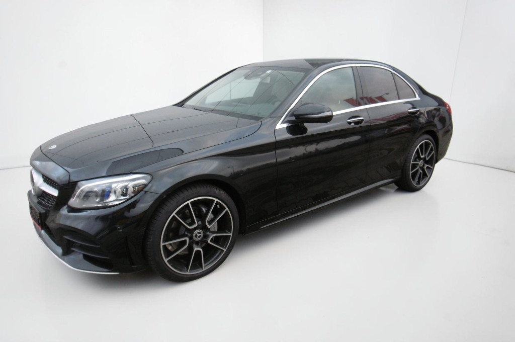 Mercedes-Benz  C 220 d 4MATIC sedan