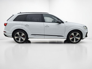 AUDI  Q7 quattro foto 4