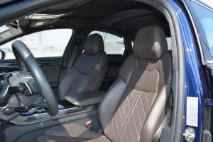 AUDI S8 TFSI foto 7