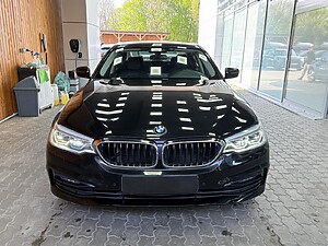 BMW Rad 5 520d xDrive A/T foto 2