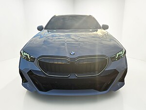 BMW 520d xDrive Touring foto 3