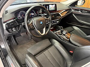 BMW Rad 5 520d xDrive A/T foto 5