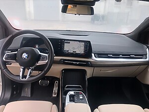 BMW 218i Active Tourer foto 9
