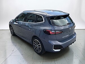 BMW 218i Active Tourer foto 4