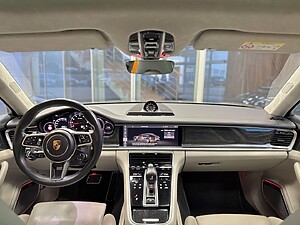 Porsche Panamera Turbo 4×4 A/T foto 6