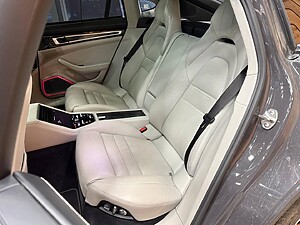 Porsche Panamera Turbo 4×4 A/T foto 13