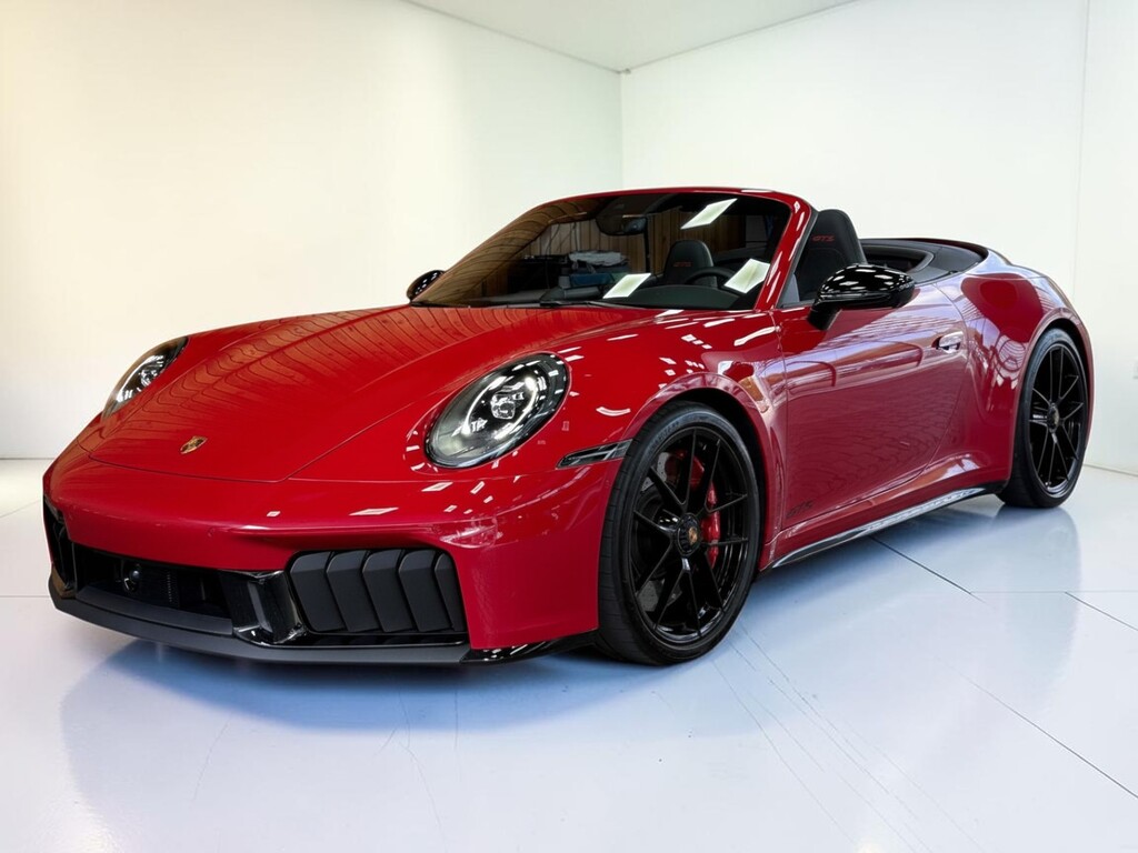 Porsche 911 Carrera 4 GTS Cabriolet