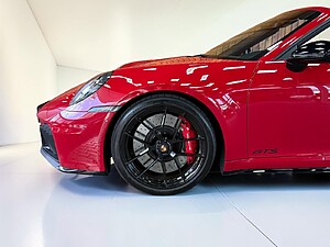 Porsche 911 Carrera 4 GTS Cabriolet foto 4