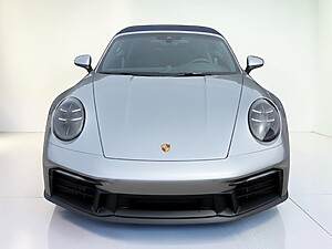 Porsche 911 Carrera GTS Cabriolet foto 2
