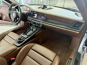 Porsche 911 Carrera 4 GTS foto 10
