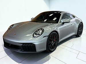 Porsche 911 Carrera 4 GTS foto 1