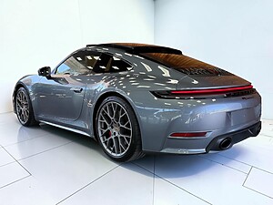 Porsche 911 Carrera S Coupe foto 2