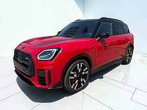 MINI Countryman JCW  ALL4 foto 1