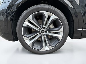 AUDI Q8 50 TDI quattro foto 7
