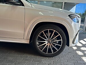 Mercedes-Benz GLS 350 d 4MATIC foto 4
