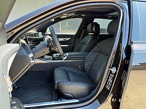 BMW 740d xDrive Sedan foto 8