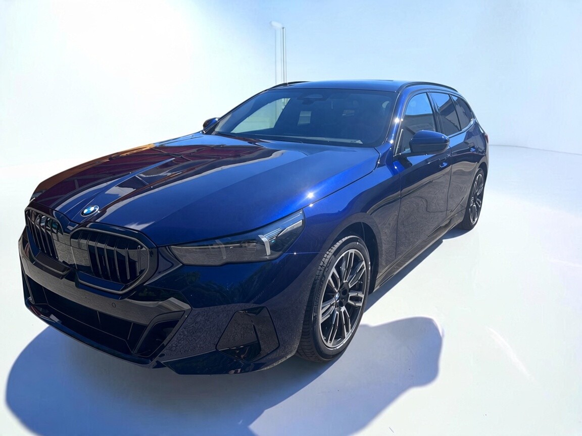 BMW 520d xDrive Touring foto 1